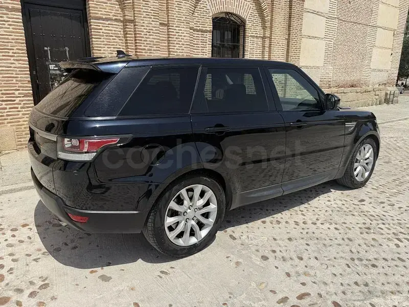Usado Land Rover Range Rover HSE 306 CV (225 kW) 2016 Negro SUV