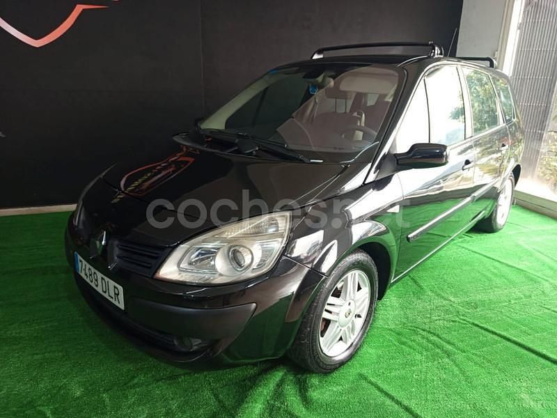Usado Renault Grand Scénic II Authentique 165 CV (121 kW) 2005 Negro Monovolumen