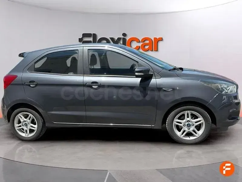 Usado Ford Ka Plus 70 CV (51 kW) 2017 Azul Utilitario