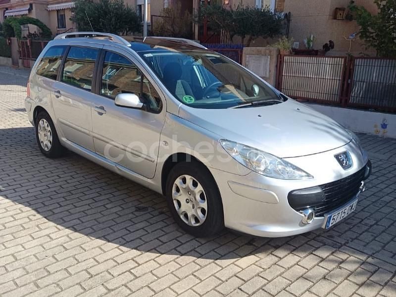 Gris / plata Usado 2006 Peugeot 307 Familiar | 3500 € (Precio justo) - Imagen 1/4