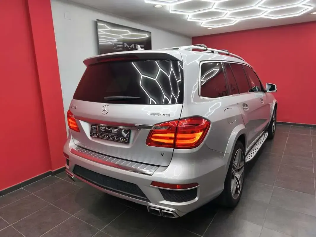 Usado Mercedes GL63 AMG AMG 557 CV (409 kW) 2014 Plateado SUV