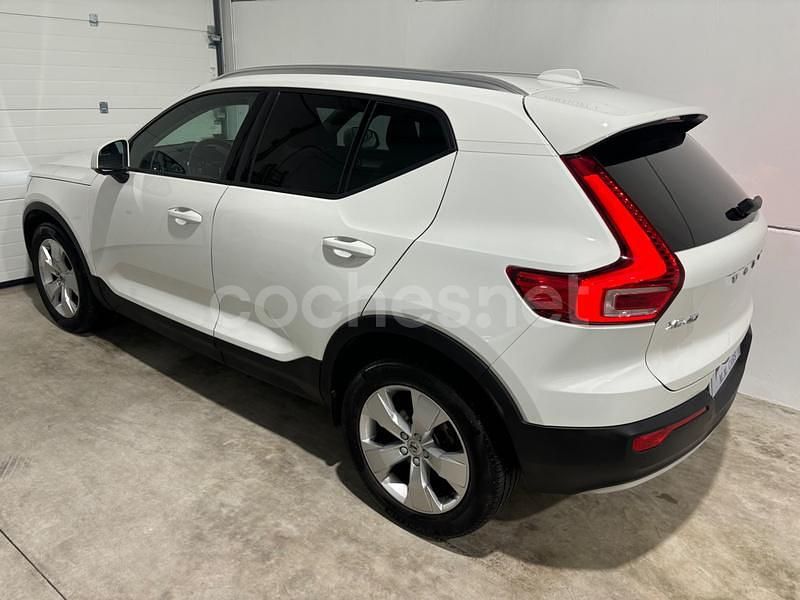 Usado Volvo XC40 Momentum 150 CV (110 kW) 2019 Blanco SUV
