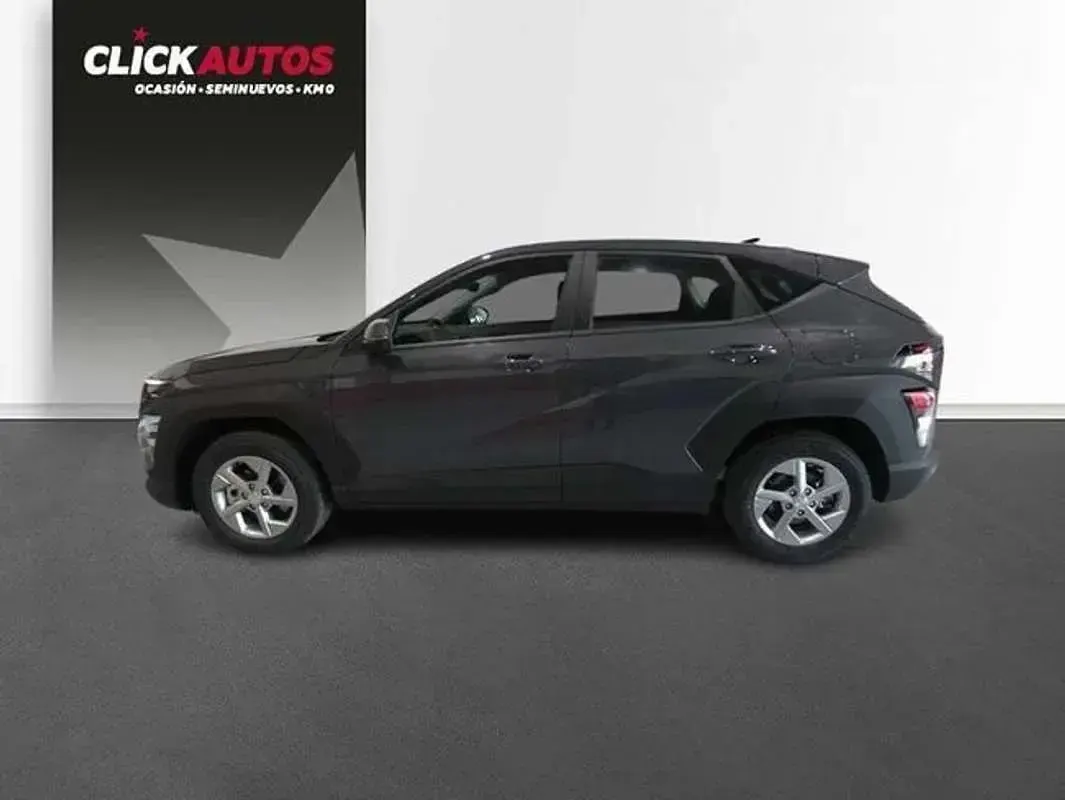 Usado Hyundai Kona 141 CV (103 kW) 2024 Gris SUV