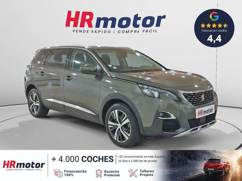 Usado Peugeot 5008 Allure 132 CV (97 kW) 2020 Marrón SUV