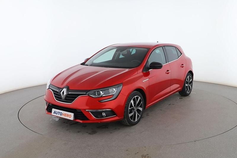 Rojo Usado 2019 Renault Mégane IV LIMITED Utilitario | 16.199 € (Precio justo) - Imagen 1/3