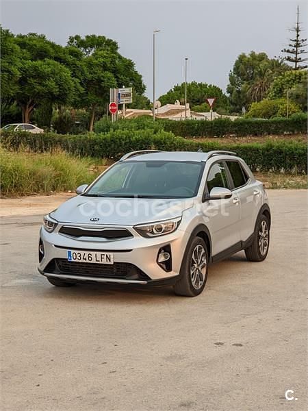 Gris / plata Usado 2020 Kia Stonic SUV | 15.200 € (Precio justo) - Imagen 1/4