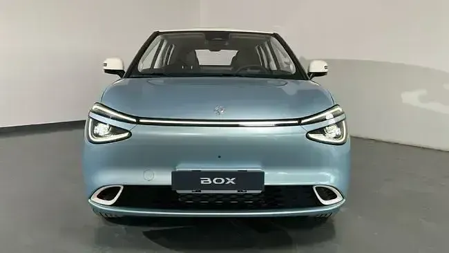 Nuevo DongFeng Box 69 kW (95 CV) 2026 Azul Utilitario