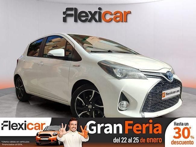 Blanco Usado 2016 Toyota Yaris Hybrid Active Berlina | 11.990 € (Precio justo) - Imagen 1/4