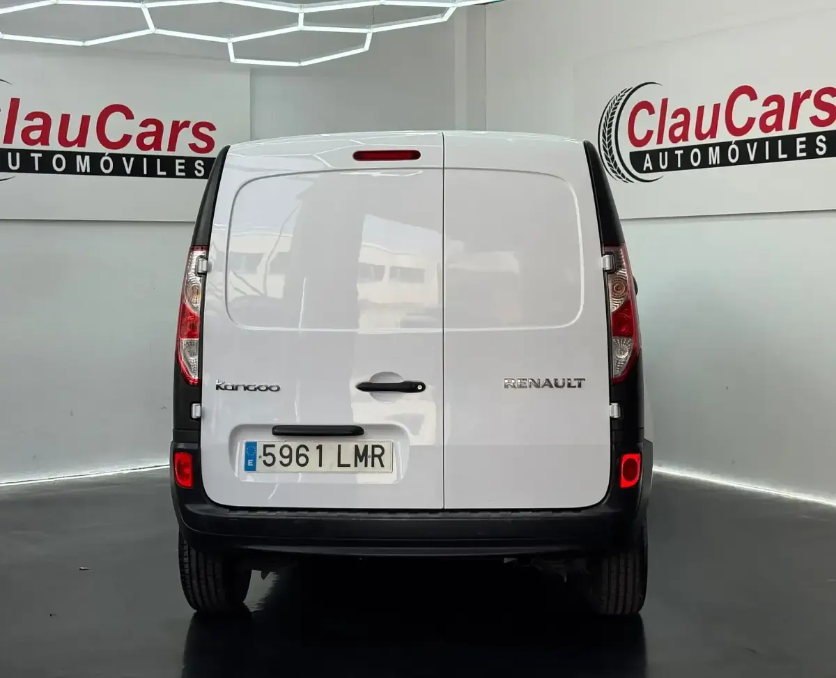 Usado Renault Kangoo 80 CV (58 kW) 2021 Blanco Monovolumen