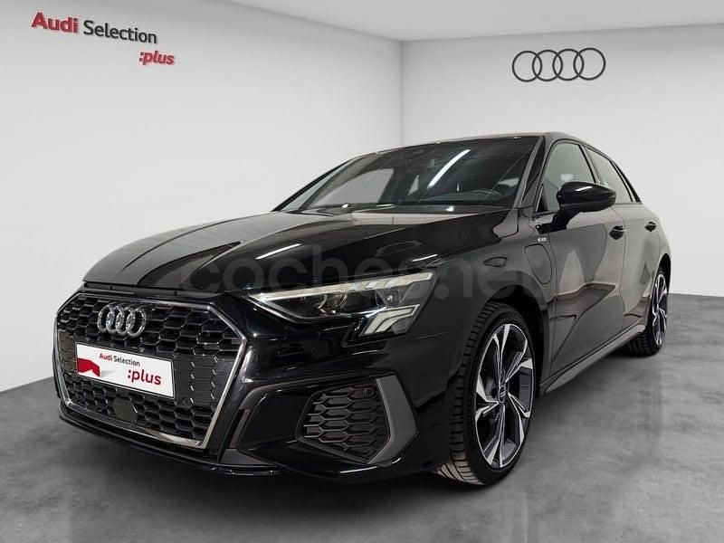 Usado Audi A3 S-Line 204 CV (150 kW) 2022 Negro Berlina