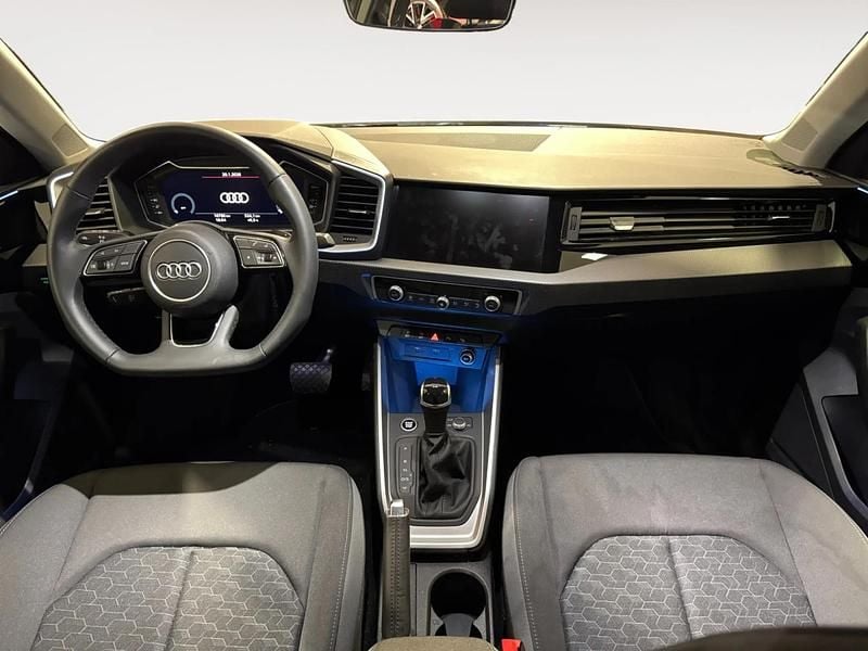 Usado Audi A1 Sportback 116 CV (85 kW) 2025 Gris/plata Utilitario