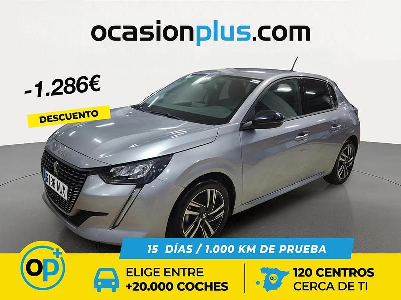 Usado Peugeot 208 Allure 100 CV (73 kW) 2023 Gris Utilitario