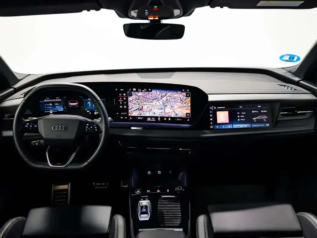 Usado Audi Q6 e-tron Exclusive 284 kW (387 CV) 2024 Negro SUV