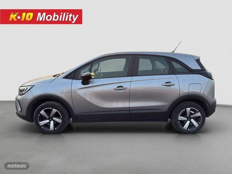 Usado Opel Crossland Edition 110 CV (80 kW) 2022 Gris / plata SUV