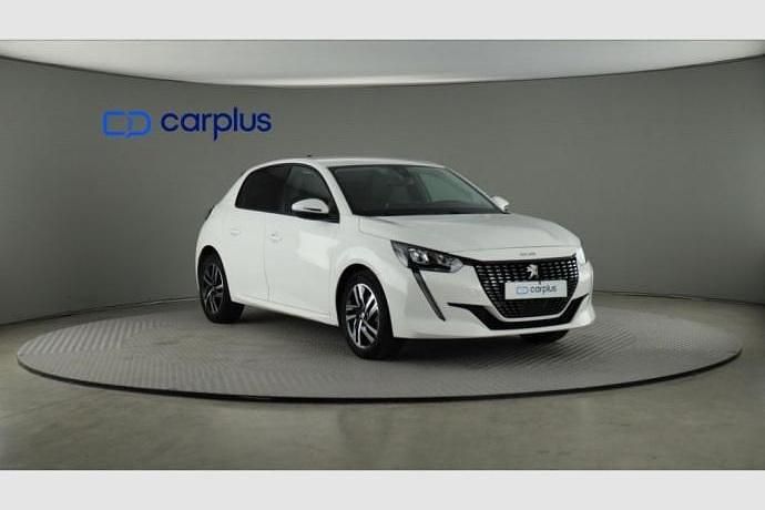 Usado Peugeot 208 Allure 100 CV (73 kW) 2021 Utilitario