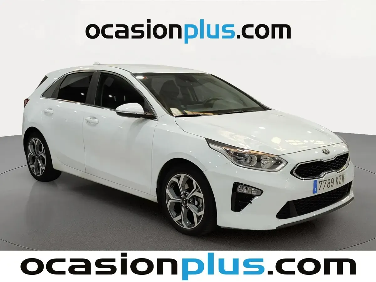 Usado Kia Ceed 120 CV (88 kW) 2019 Blanco Utilitario
