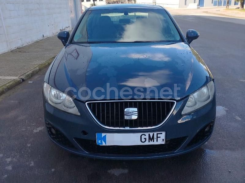 Usado Seat Exeo Reference 150 CV (110 kW) 2009 Gris / plata Berlina