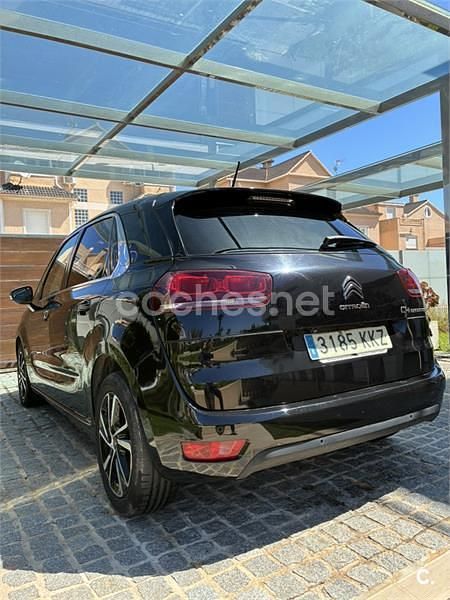 Używany Citroën C4 SpaceTourer Rip Curl 130 KM (95 kW) 2018 Czarny Minivan