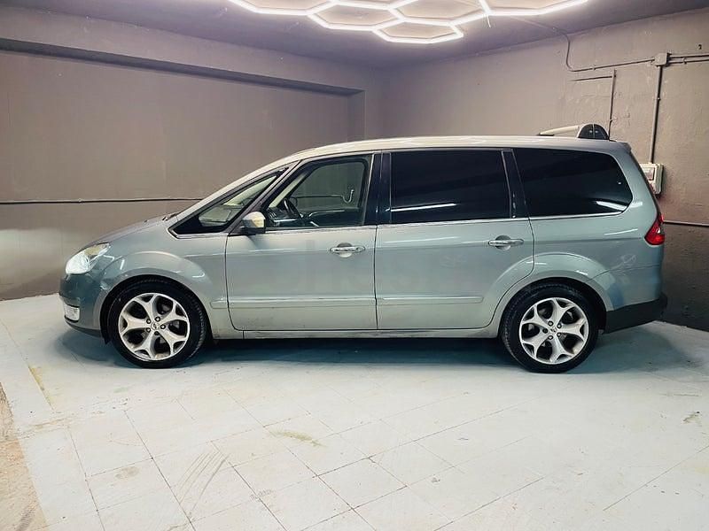 Usado Ford Galaxy Titanium 140 CV (102 kW) 2009 Azul Monovolumen