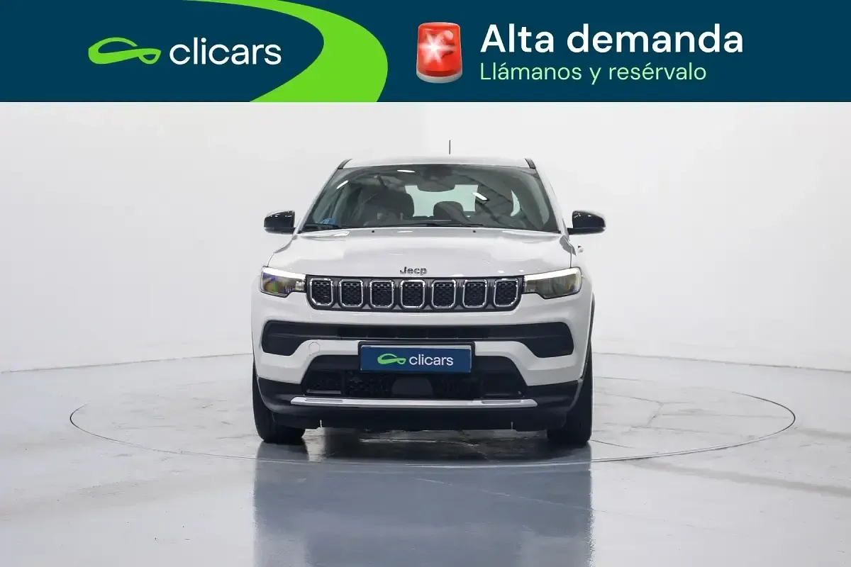 Usado Jeep Compass Altitude 145 CV (106 kW) 2025 Blanco SUV