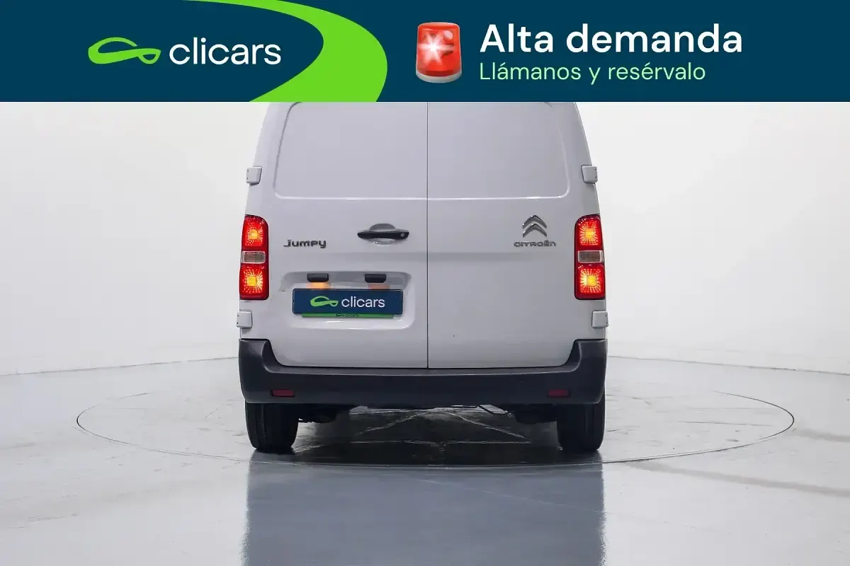 Usado Citroën Jumpy 100 CV (73 kW) 2024 Blanco Monovolumen