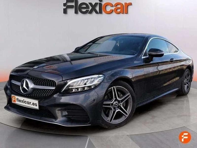 Usado Mercedes C220 194 CV (142 kW) 2018 Negro Coupe