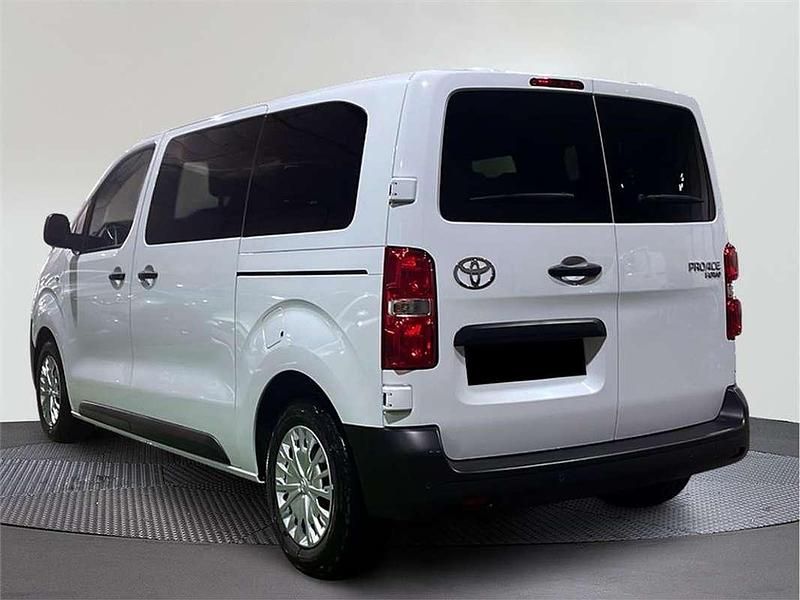 Usado Toyota Proace 144 CV (105 kW) 2025 Monovolumen