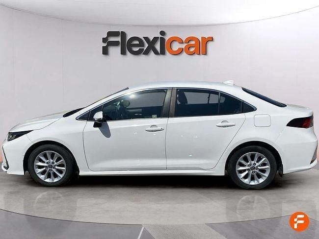 Usado Toyota Corolla Active 125 CV (91 kW) 2023 Blanco Berlina