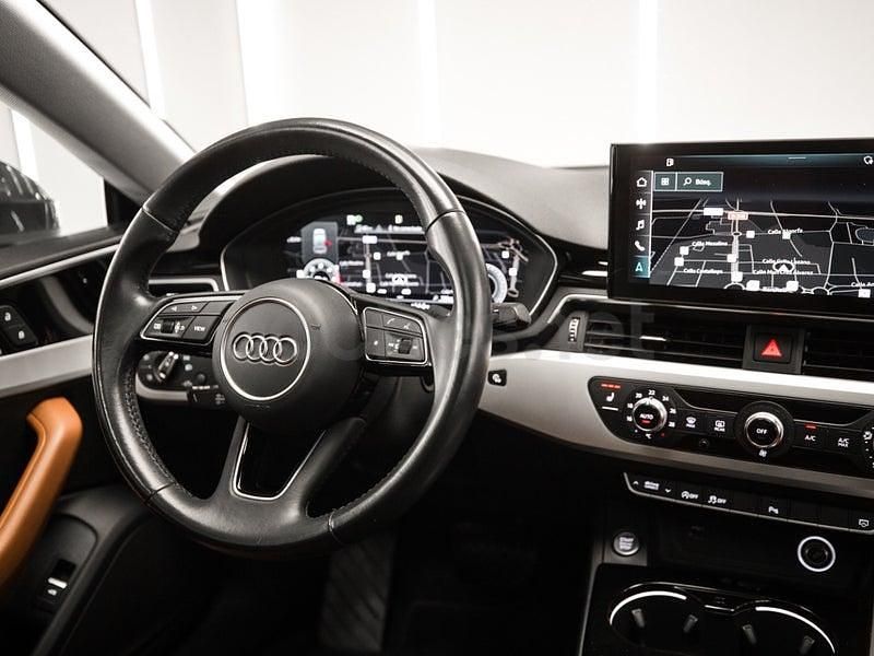 Usado Audi A5 Sportback 163 CV (119 kW) 2020 Gris / plata Utilitario