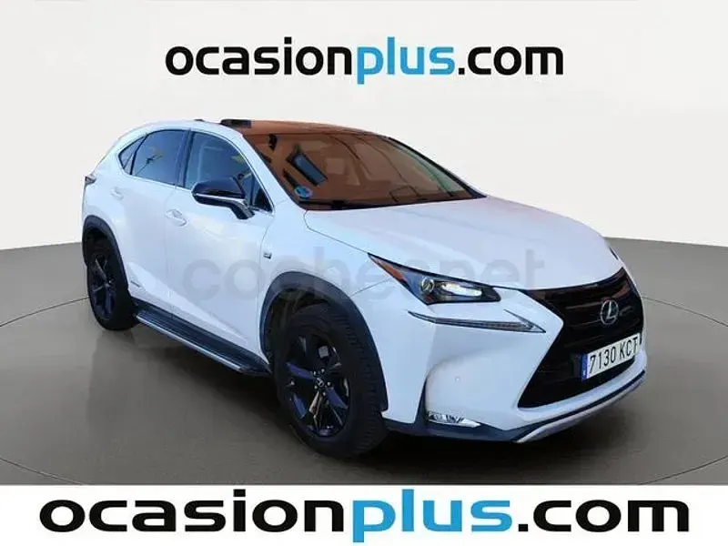 Usado Lexus NX300h Sport Line 197 CV (144 kW) 2017 Blanco SUV