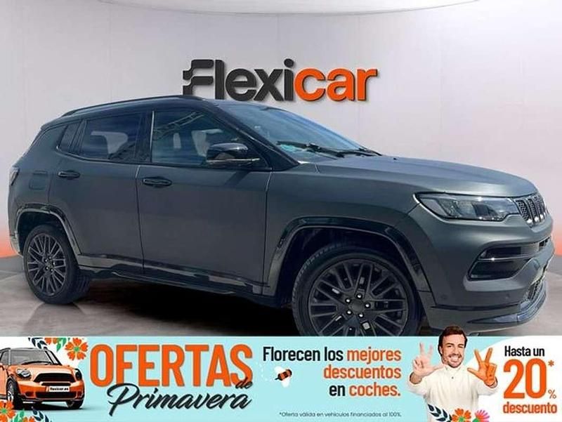 Usado Jeep Compass Longitude 120 CV (88 kW) 2021 Negro SUV