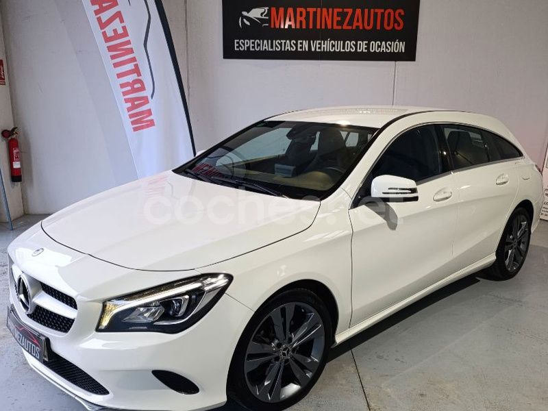 Blanco Usado 2018 Mercedes CLA200 Shooting Brake Familiar | 19.990 € (Precio justo) - Imagen 1/4