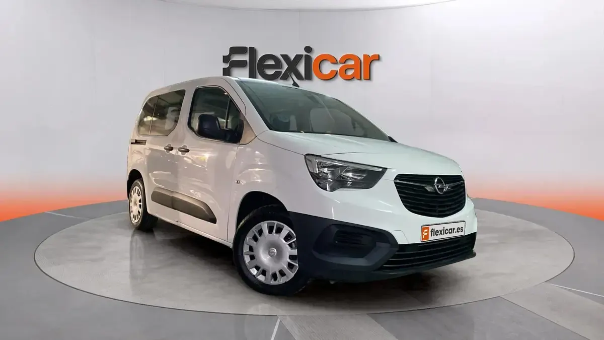 Usado Opel Combo Edition+ 102 CV (75 kW) 2021 Monovolumen