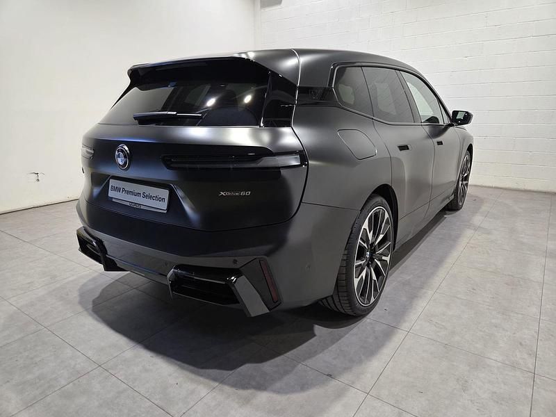 Usado BMW iX Comfort Edition 400 kW (544 CV) 2025 Gris SUV