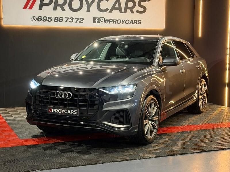 Usado Audi Q8 S-Line 231 CV (169 kW) 2020 Gris / plata SUV