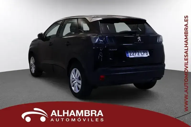 Usado Peugeot 3008 Active 130 CV (95 kW) 2021 Negro SUV
