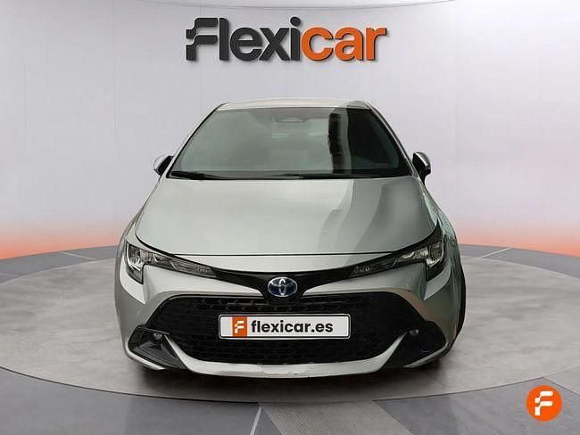 Usado Toyota Corolla Active 140 CV (102 kW) 2024 Gris / plata Berlina