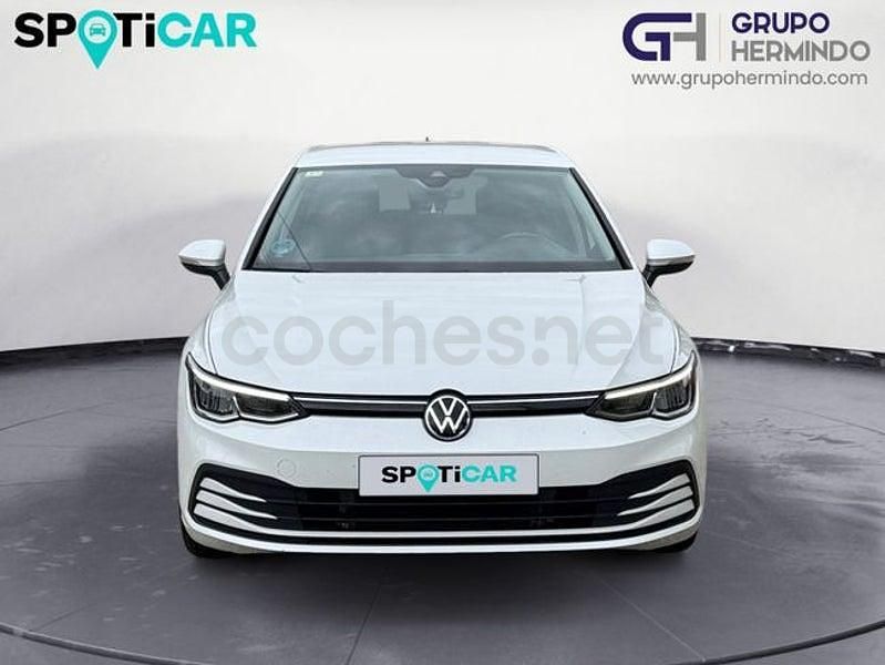 Usado VW Golf VIII Life 130 CV (95 kW) 2021 Blanco Berlina