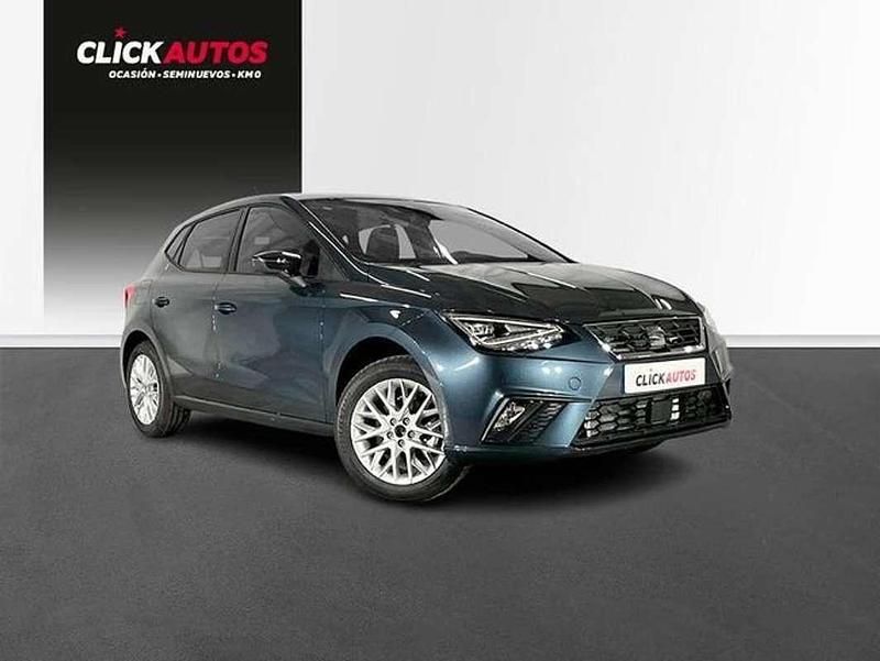 Usado Seat Ibiza FR 110 CV (80 kW) 2023 Gris Berlina