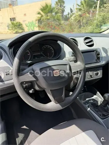 Usado Seat Ibiza SC Style 85 CV (62 kW) 2012 Gris / plata Utilitario