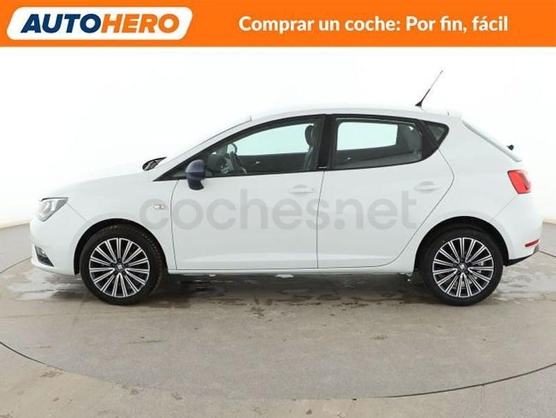 Usado Seat Ibiza CONNECT 90 CV (66 kW) 2015 Blanco Berlina