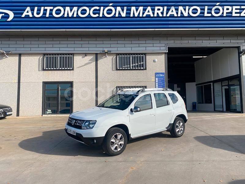 Blanco Usado 2015 Dacia Duster Lauréate SUV | 12.500 € (Precio justo) - Imagen 1/4
