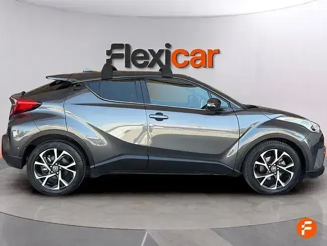 Usado Toyota C-HR Advance 122 CV (89 kW) 2019 Gris SUV