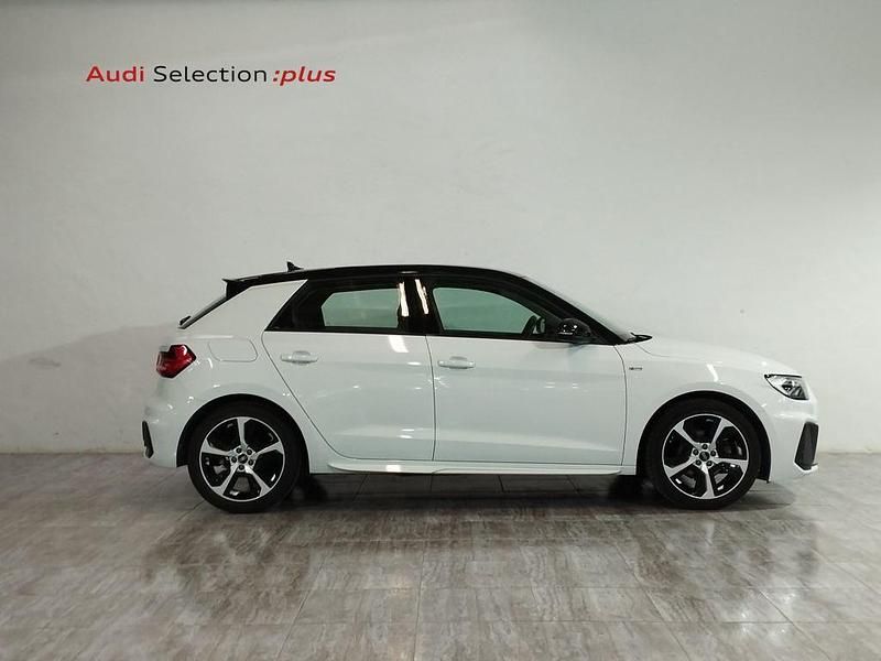 Usado Audi A1 110 CV (80 kW) 2022 Blanco SUV