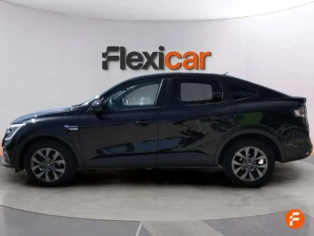 Usado Renault Arkana Techno 140 CV (102 kW) 2024 Negro SUV