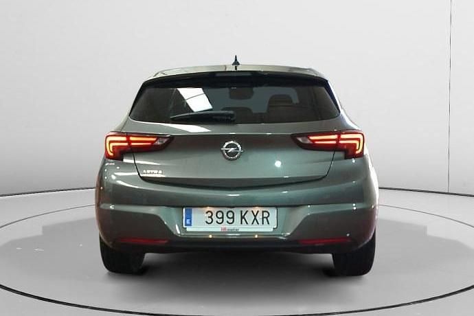 Usado Opel Astra Dynamic 125 CV (91 kW) 2019