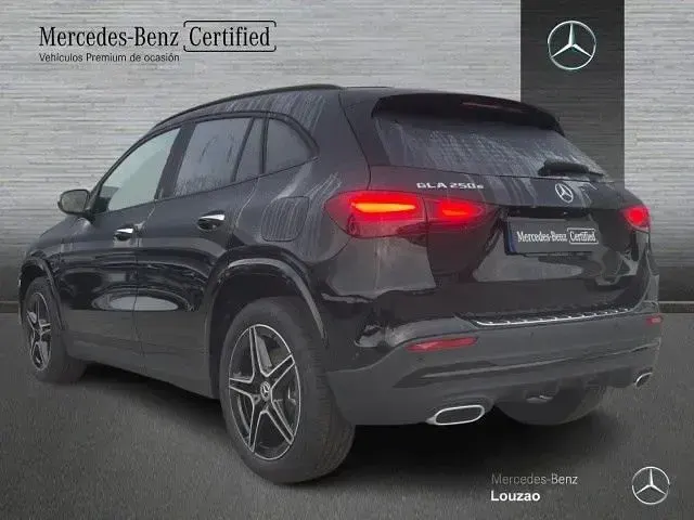 Usado Mercedes GLA250 AMG line 163 CV (119 kW) 2025 SUV