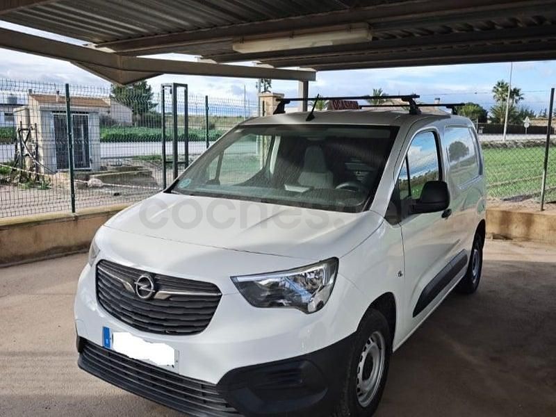 Usado Opel Combo Life Expression 102 CV (75 kW) 2020 Blanco Monovolumen