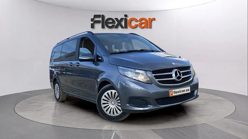 Usado Mercedes V250 Avantgarde 190 CV (139 kW) 2015 Gris Monovolumen
