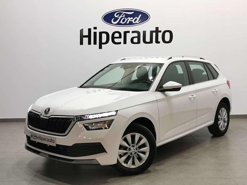 Usado Skoda Kamiq Ambition 110 CV (80 kW) 2022 Blanco SUV